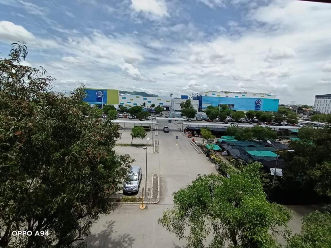 Davao One Oasis Beside SM Exterior foto