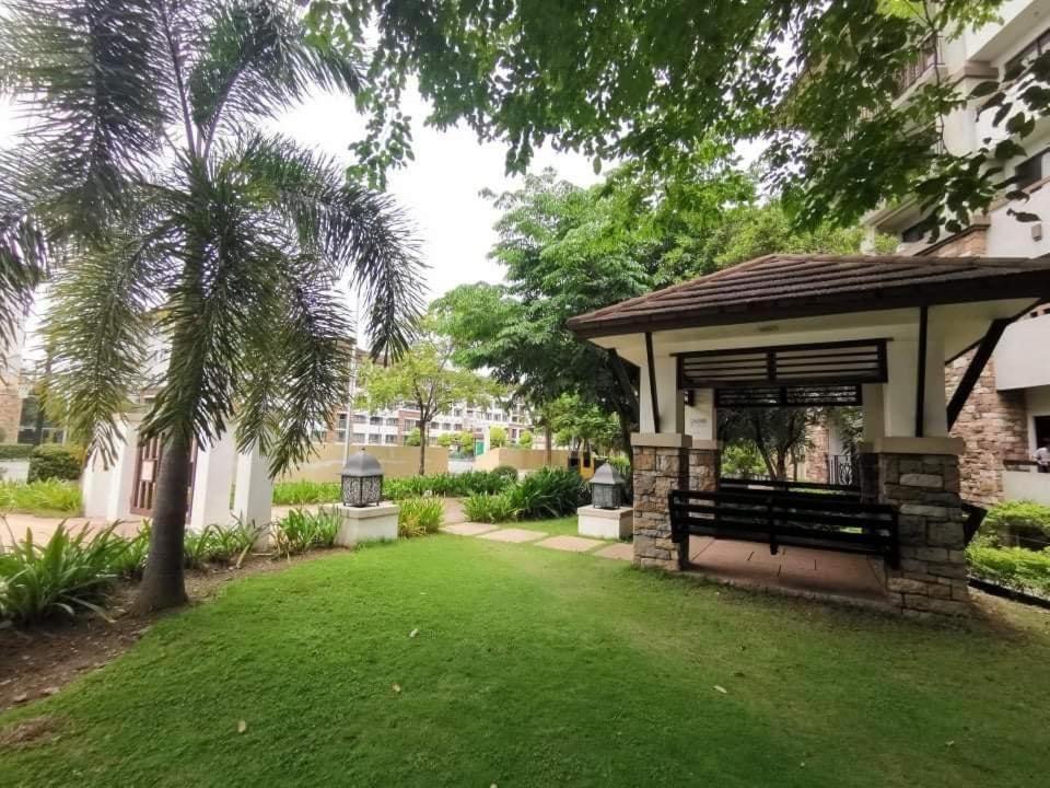 Davao One Oasis Beside SM Exterior foto